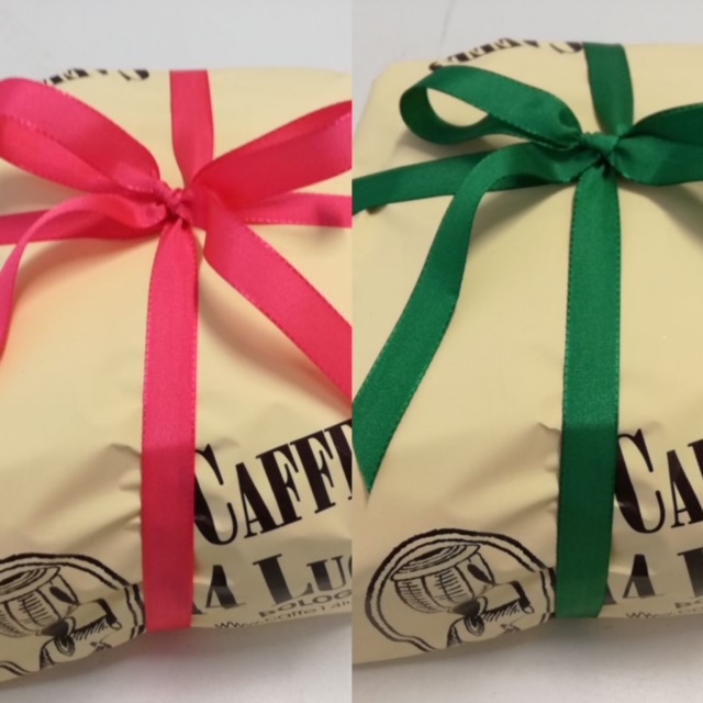  CONFEZIONE DA DUE COLOMBE :  CLASSICA ED AL CIOCCOLATO 